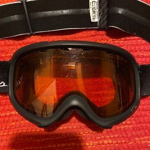 SMITH KIDS SKI GOGGLES